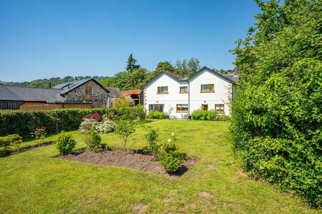 Rear Elevation and Garden- click for photo gallery